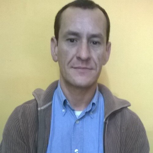 Padre, Falangista, Católico, Oficial Conductor-Mecánico.