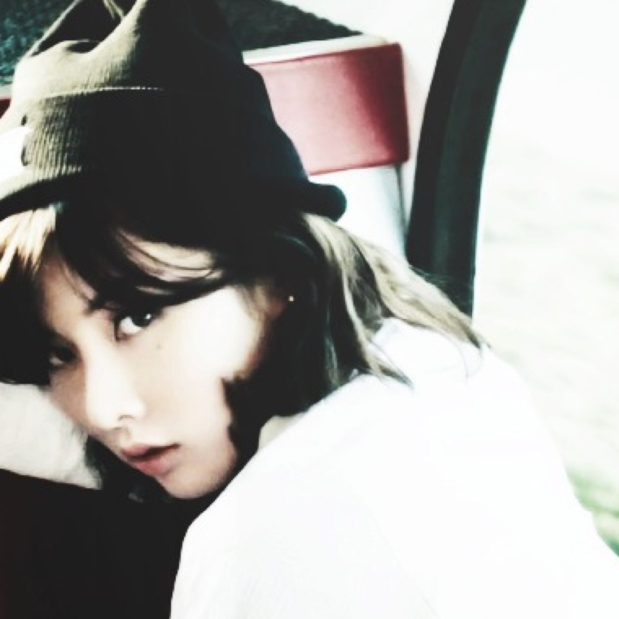 Us girls we are so magical, soft skin, red lips, so kisseable.~