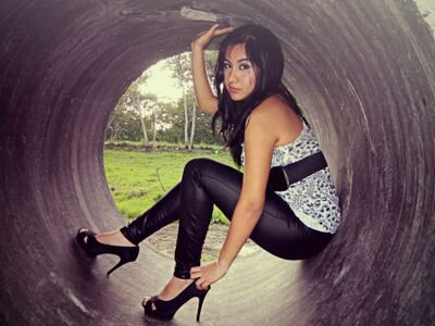 Olvídate de los tiempos que te angustiaron, pero nunca olvides lo que te enseñaron ♥...