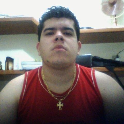 Não importa onde nós estamos
Não importa o quão longe nossos caminhos podem nos levar
Nós não precisamos de escudos
Porque o amor é a armadura que precisamos