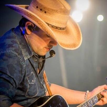 Fã Clube para o maior cantor sertanejo do mundo ! @sorocaba #TeAmamos ♥ Pres: @ta_rodrigues e @renaroque