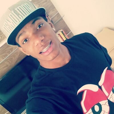 Eu só quero páz, um amor e ums amigos leais nada mais ....                                                                     insta:marcos_pretin