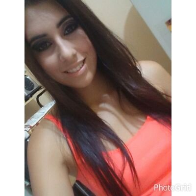 Fashion Lover, make up artist, model, mom,lovely,student,awesome, beautiful= PERFECT #Teamfollowback Follow me on instagram @claudiahandal
