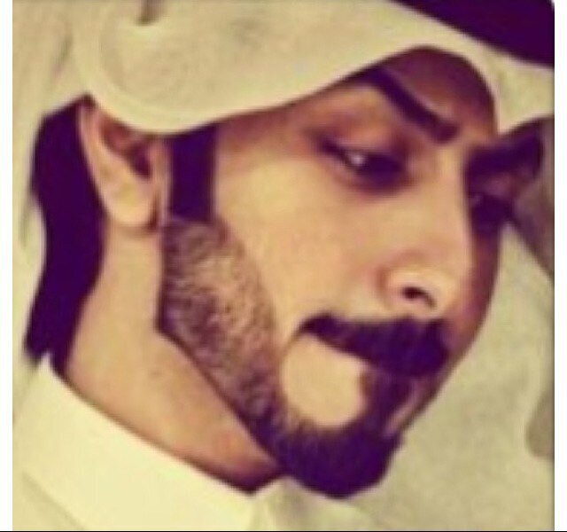 ‏أكتبُ عن الفقْد ، لكني لا أرتجي عودةْ أحد ؛ لا أقتبس