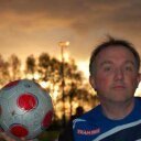 Fotbollsnörd och tränare.Har hur mycket åsikter som helst om fotboll. Älskar Blåvitt!! (och Juve) - Strategist - Digital Workplace & Digital Experience advocate