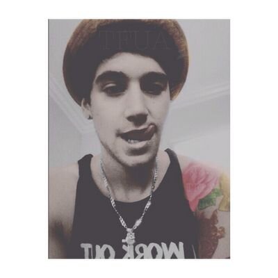 janoskians•5sos•chris brown•magcon