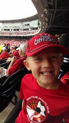 Huge sports fan. I live and die Scarlet and Cream.