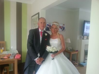 Married for 31 years with 3 children and 5 grandchildren. Love Dancing been doing modern jive now for 3 years