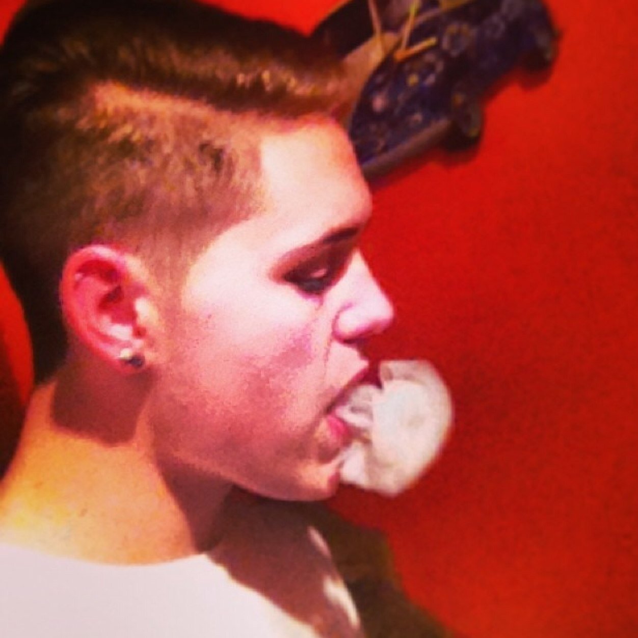 frankieooo's profile picture. Smoke weed everyday