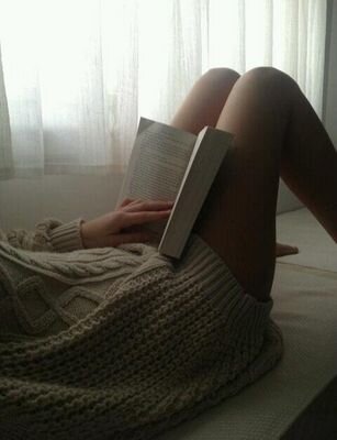En los libros encontramos mundos enteramente nuestros.