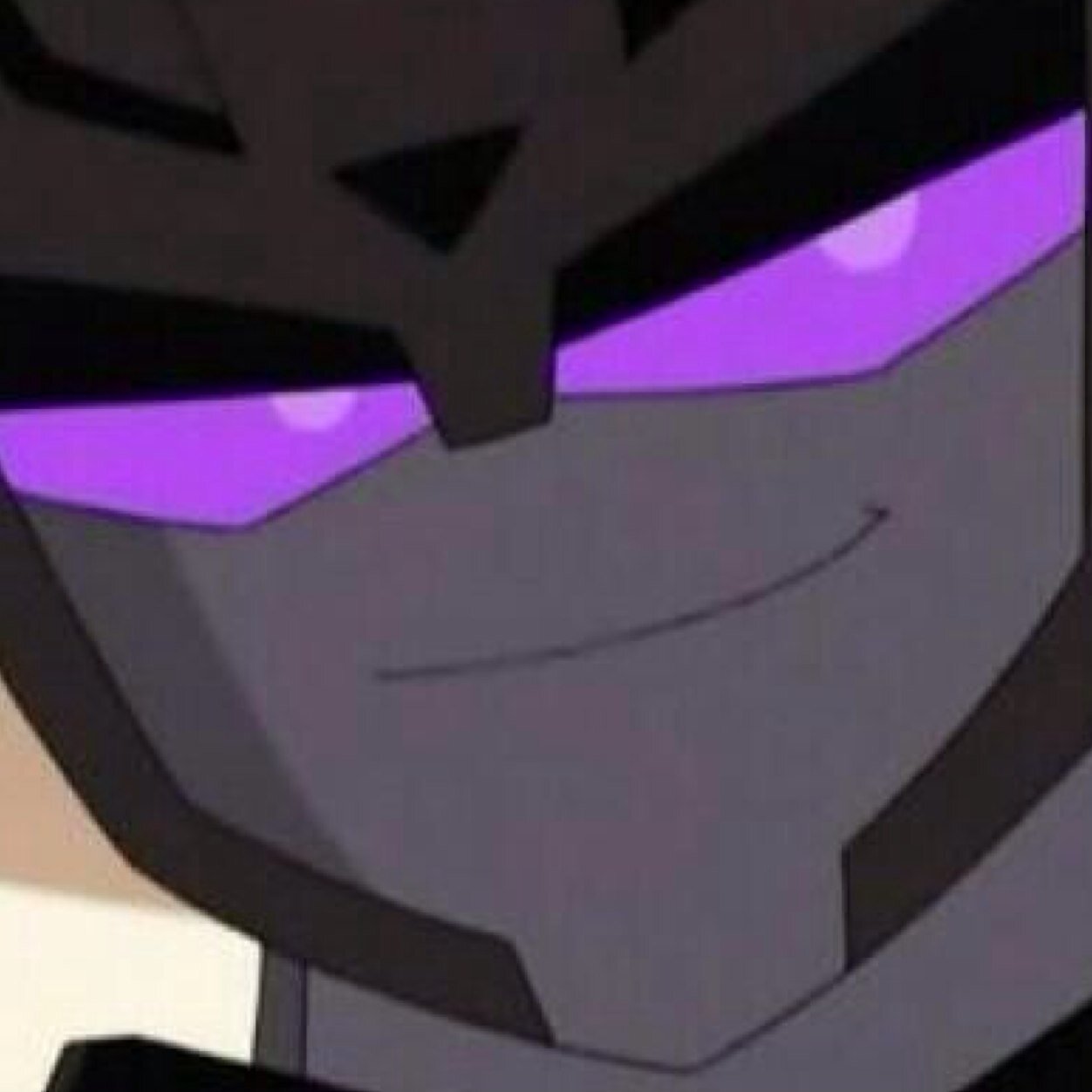 [make deals not war ~swindle] Hi I'm swindle and I'm single plus I'm the right leg of bruticus