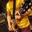リバーヴス（@Re_verves）とボ・カミオン、飯でギターを弾いています。名古屋を中心に活動中。
