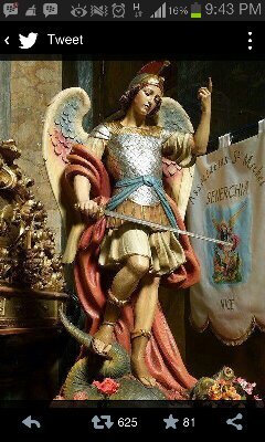 Dios, el Arcángel Miguel y todos los Seres de Luz, protegen a Venezuela. La Justicia Divina se hace presente en Venezuela. Gracias Dios por TODO.