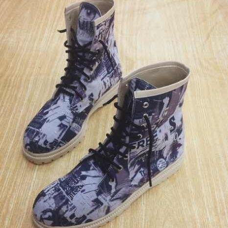 Supplier Online Shop Sepatu & Sandal termurah dari Online Shop lain ;) SMS/WA: 083819255731. LINE: syifagallery