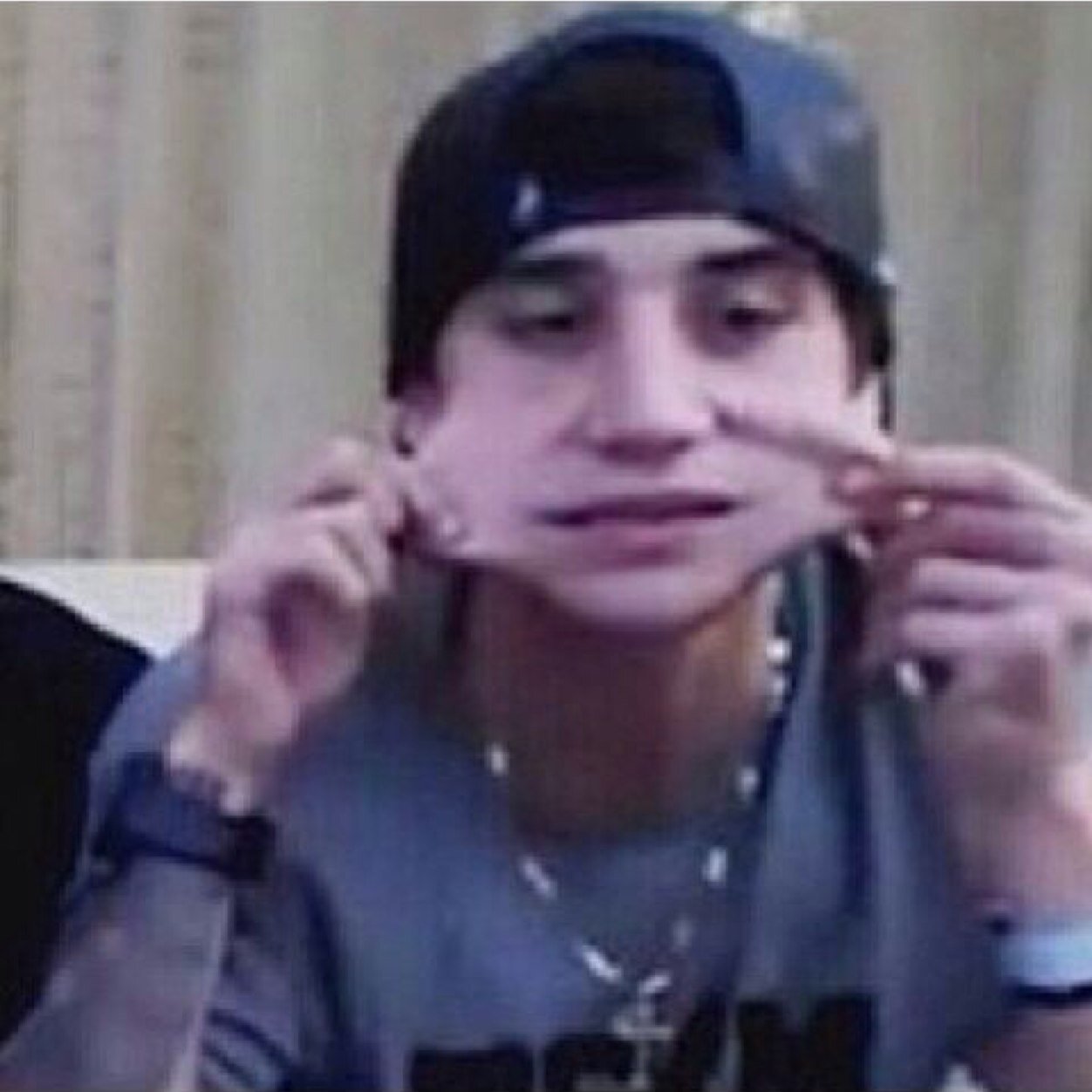 Beau Brooks followed 16O22014. ♥