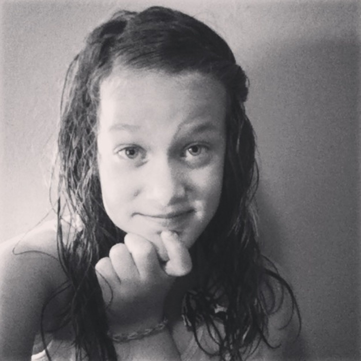 So yeah im kayla. Im socially awkward. Im sort of obsessed with magcon and 26 mgmt. O2l is life