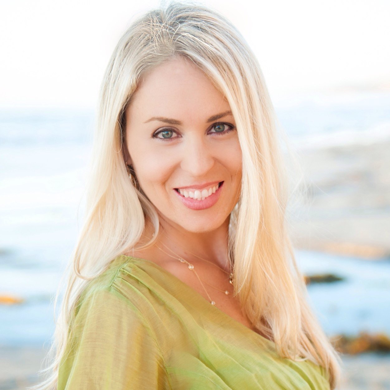 I'm a functional medicine nutritionist with a passion for health, wellness, happiness, nutrition and gluten-free living.