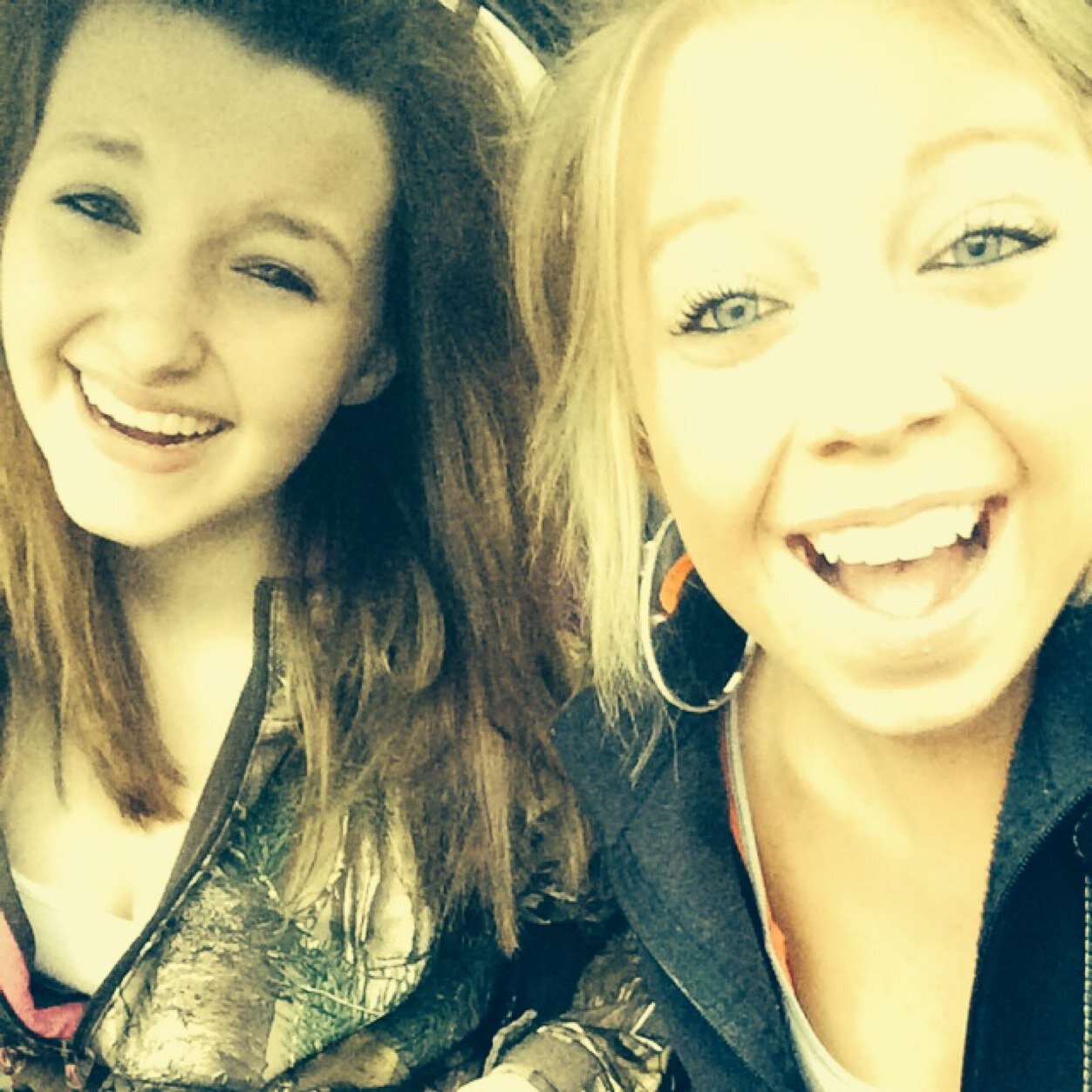 Emmybaby17's profile picture. Young* Wild* & Free* Live life to the fullest and with no regrets✌️