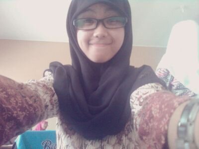 Ngingu pacar dipamer2ke, seolah wes
pasti kui jaminan masa depane. Mbok
tulung kecerdasaneee :D