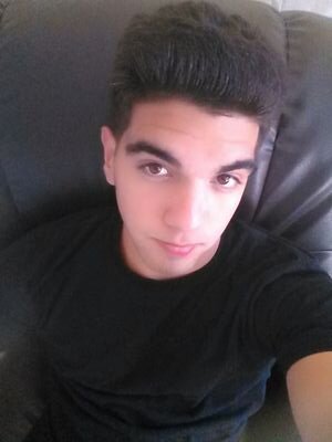 kik me :joz3y .....snapchat me:Armandofrench ....im a sweet guy dont believe me? get to know me!