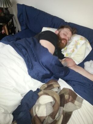 AlexMaybree's profile picture. 32, guitar player, gamer nerd