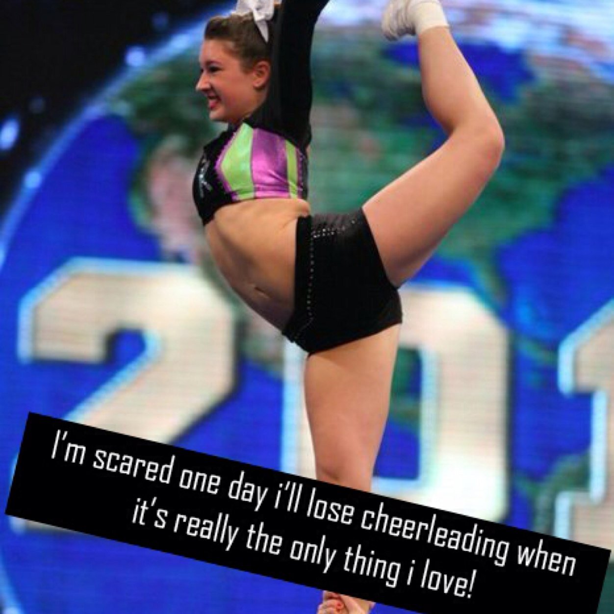 ❤️I may only be a high school cheer leader but I still know how to werk it ❤️