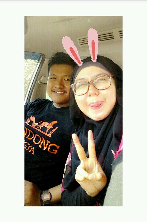 Bagian dari kehidupannya ♥ @adinoval :) ║ Graduated from State University Of Jakarta