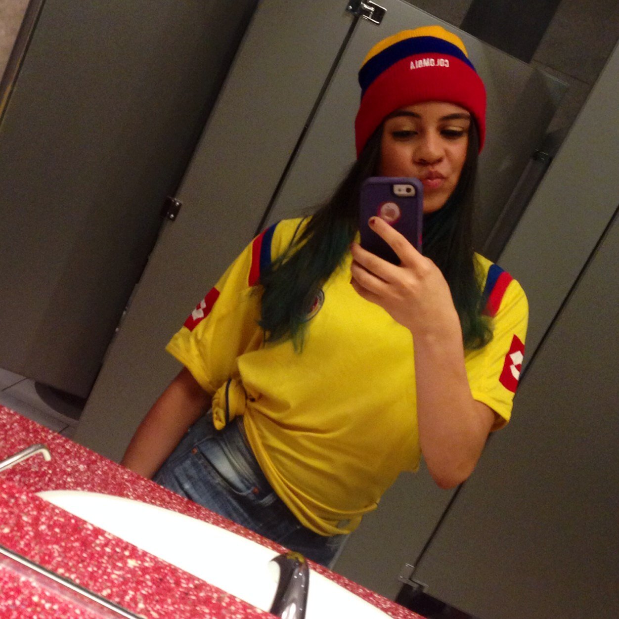 southColombianD's profile picture. Stay gold
Ask for a follow back!
Proud to be colombian!
Toronto