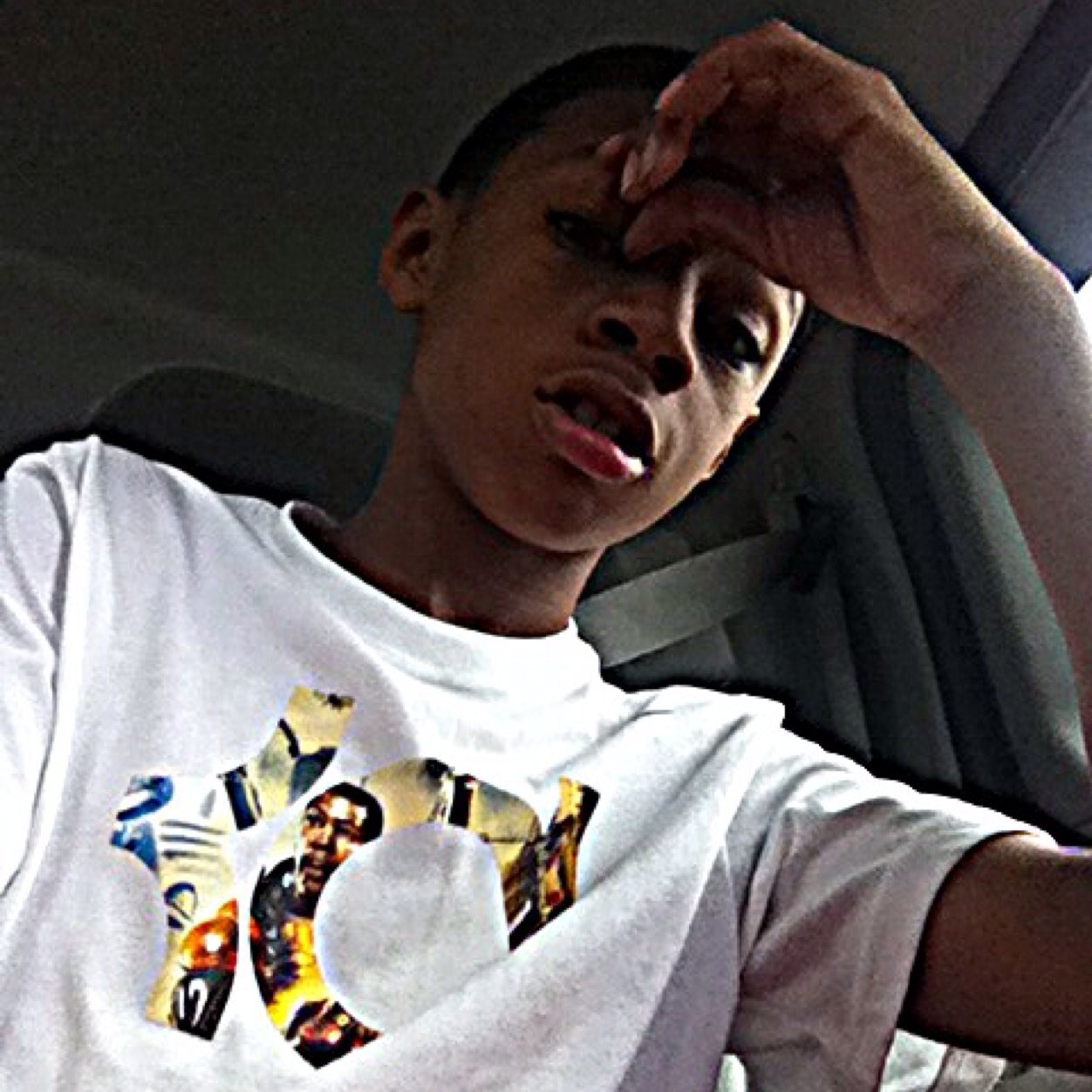 THOTSLOVEFLEEZ's profile picture. GO  ME ON IG @famousguyfleez and GIRLTHATSFLEEZ