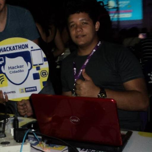 Programador, sonhador e apaixonado pelo meu trabalho.