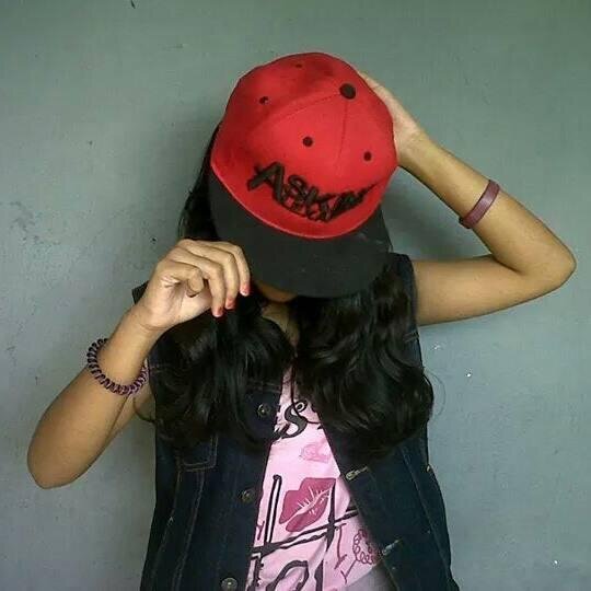 cewe yang slalu sabar
11-05-2014 :*