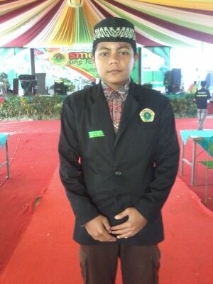 nama saya riski subekti.rumah sya watU 5.nama paCr saya TRIA AGUSTINA RAHAYU.dan hobi saya olahraga..