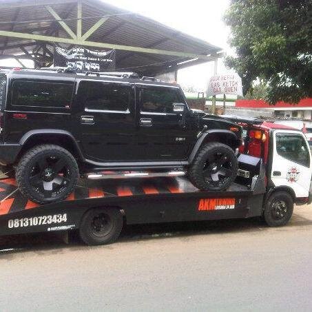 PT Aneka Kreasi Motor Towing yg bergerak dalam bidang jasa kirim mobil dalam kota,antar kota antar propinsi