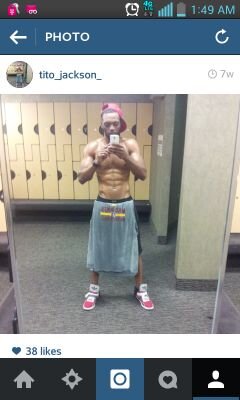 #BornAndRaiseInMiami #ExBallPlayer #MiamiHeatAffiliate #LakerGang #StreetSpokesman There is only 1 me. So Dew you!!
