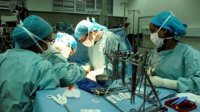 chirurgie viscérale et Digestive mini invasive,Coelio chirurgie,chirurgie bariatrique (obésité),chirurgie Procto,chirurgie endocrinienne