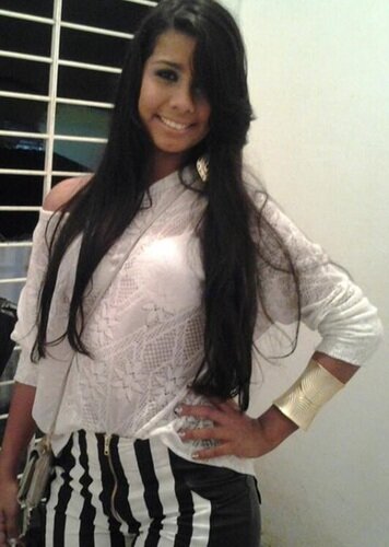 TenaSilvia_3's profile picture. amo la bisuteria, amo vestirme bien, amo la ropa y los accesorios, espero ser modelo algun dia.