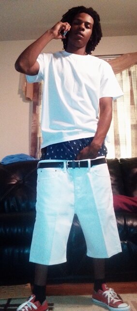 Long live tha savage (TreyB) free my niggas out dhat mafia HBM tha sqaud you know wuddup wit me bitch we goin broadway it aint no otha way