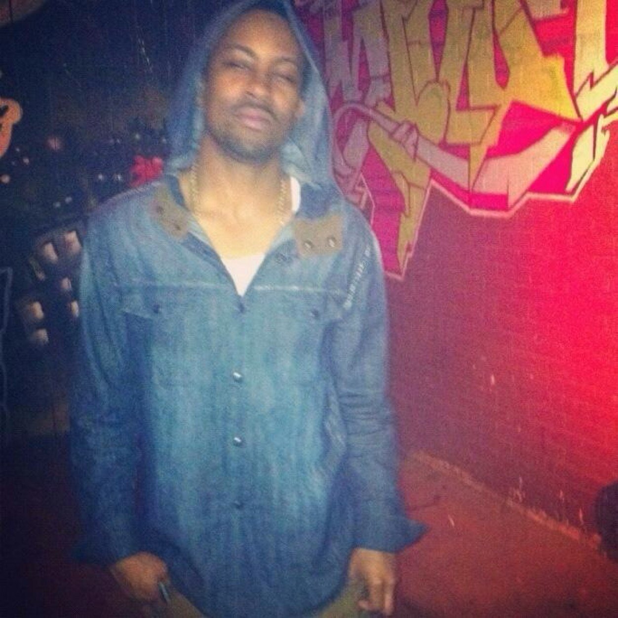 BMI Registered Producer/Song Writer Instagram: @giveitaway2x Youtube: giveitaway2x