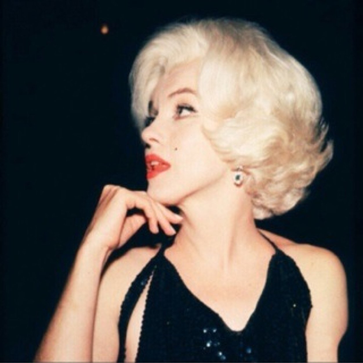 WO995's profile picture. 