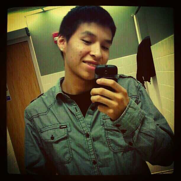 _tonez's profile picture. Native American/Dakota. lvl 26. Gamertag - Thee MANIAC