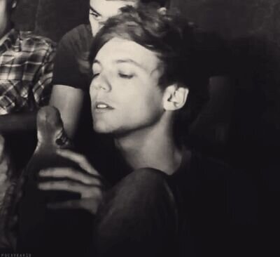 Hi! My names Jagoda (berry) and I'm polish Directioner! I 3 1d.