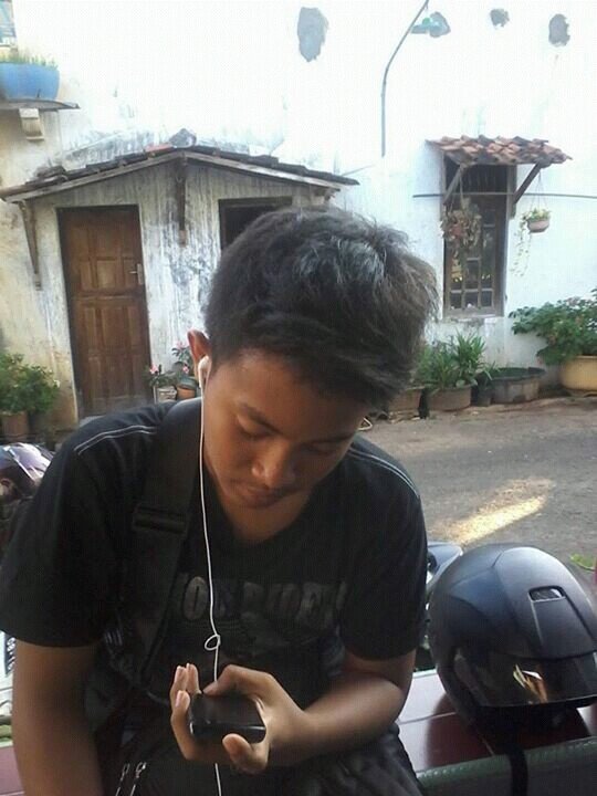 bregachelsea's profile picture. Life like a game... it just only two choice.,, succes or Game over??!!What's you choice??#There'WillBeHaters#2015 #phone:08882682382