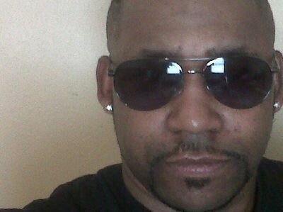 DfrostBeard's profile picture. 