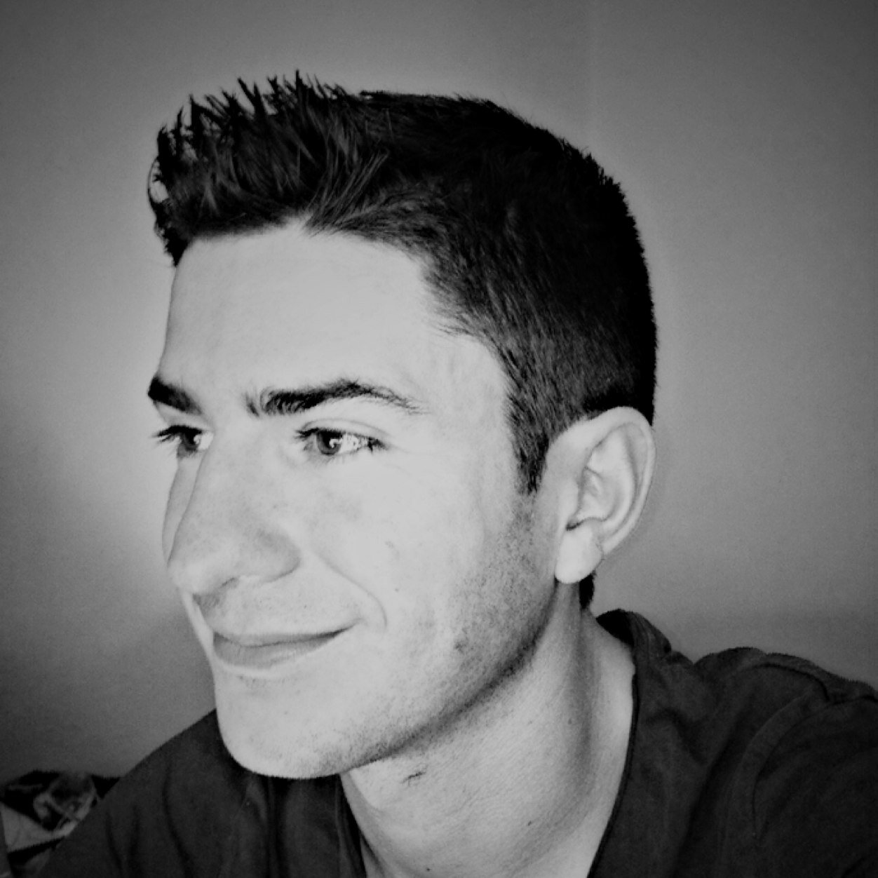Doctor en informática en UCLM, Graduado en Ing. Electrónica, Ingeniero Industrial y  Developer. Yeste-Albacete