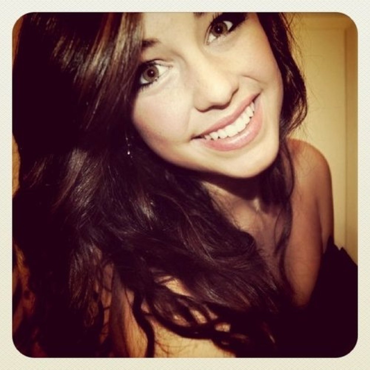 Dance, Music, and NYC baby. I love Made in chelsea. Eastenders addict. I love the direction. England. 16
