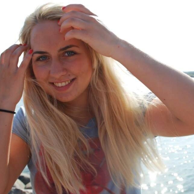 Hello :D Regitze, 16 and Danish!