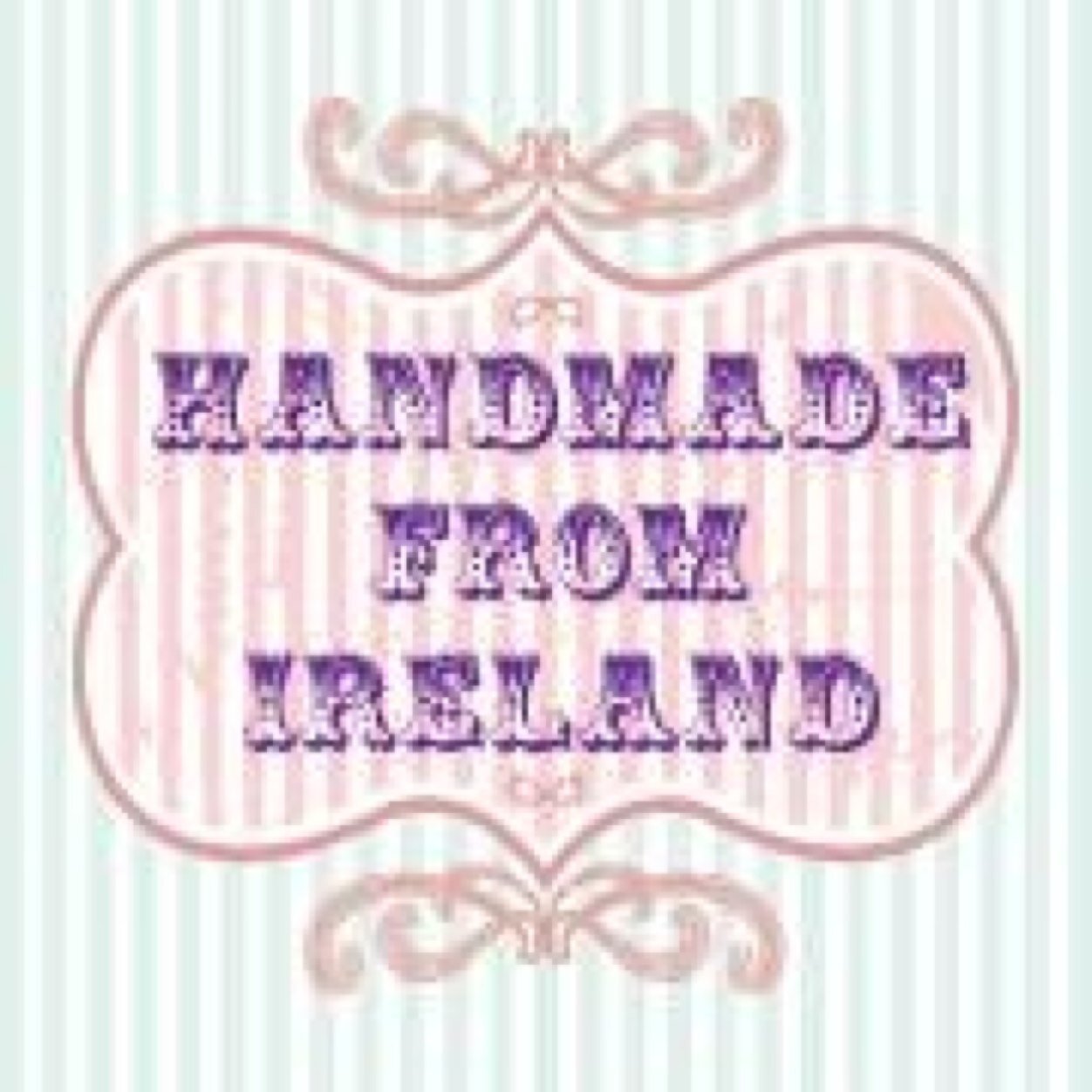 Crafter, jewellery maker, entrepreneur and a shameless lover of vintage!