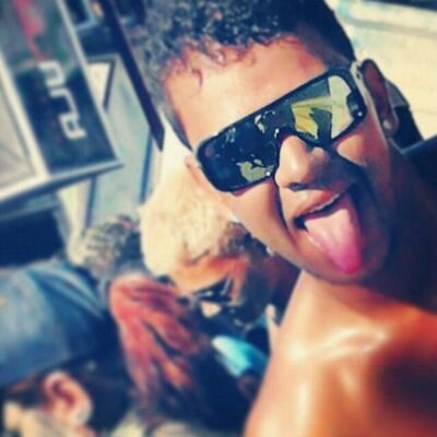 Não precisa ser perfeito, nunca exigi isso. Só quero que seja verdadeiro.