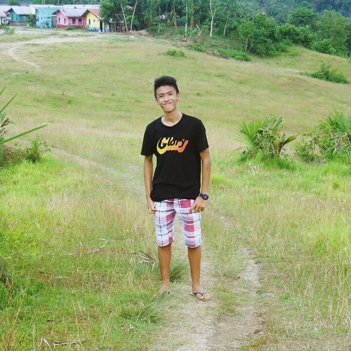 ItsMico08's profile picture. 15 || CHEERDANCER || CARTOONIST || ATENEO♡