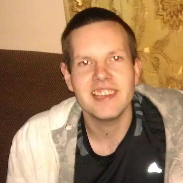 hello im Jamie 32 i live in Barrow in Furness i like going to the pubs. im on youtube im called BarrowBoy Woods i sing and DJing have a look at me.